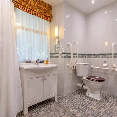 The Willowsmere (adults Only)