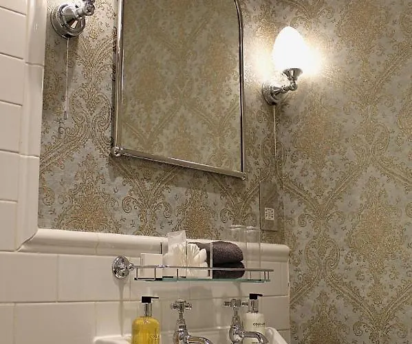 The Willowsmere (adults Only)