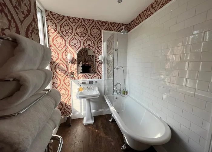 The Willowsmere (adults Only) 4*