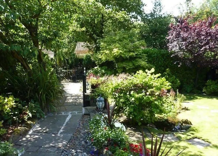 The Willowsmere (adults Only) Gasthuis 4*